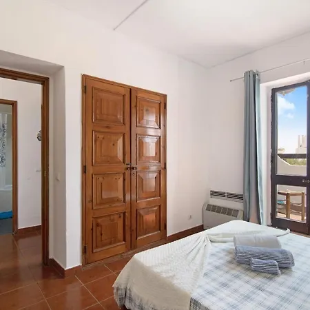 Vila Nova T1 *